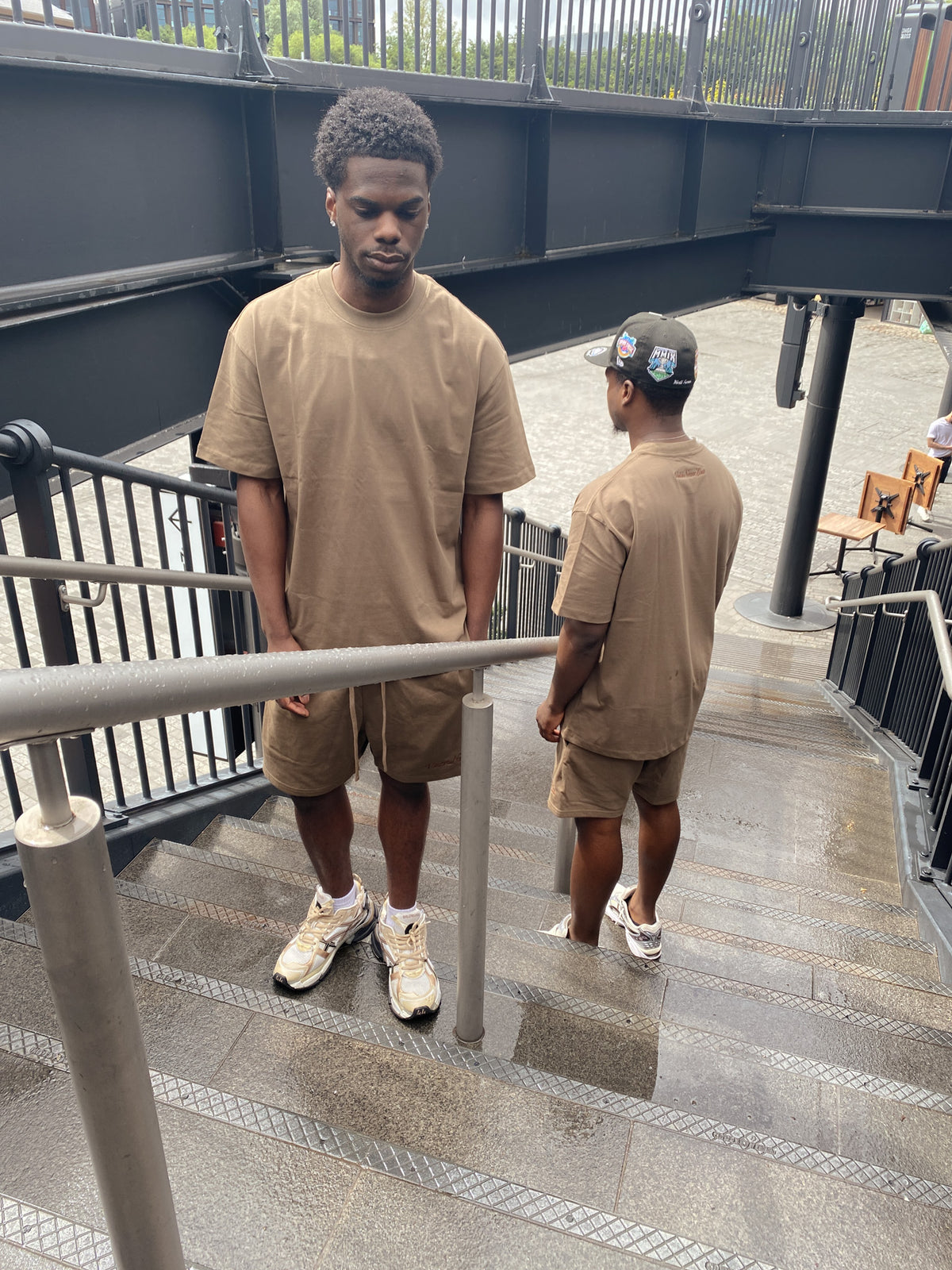 REPRESENT THE VISION SHORTS [BROWN]