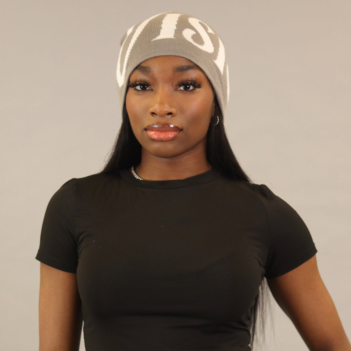 VNL ESSENTIAL BEANIE [GREY]